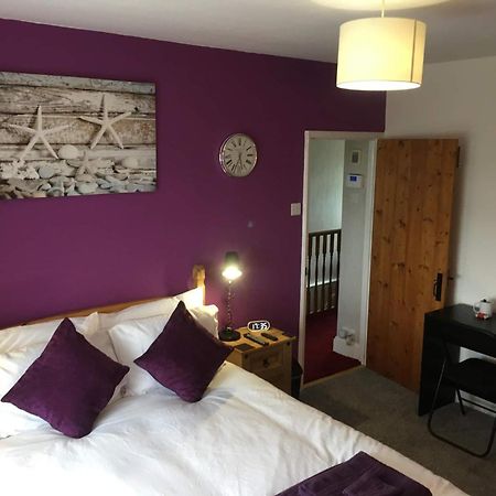 Moonraker Private Room In Our Cosy Cottage Home St Austell Eksteriør billede
